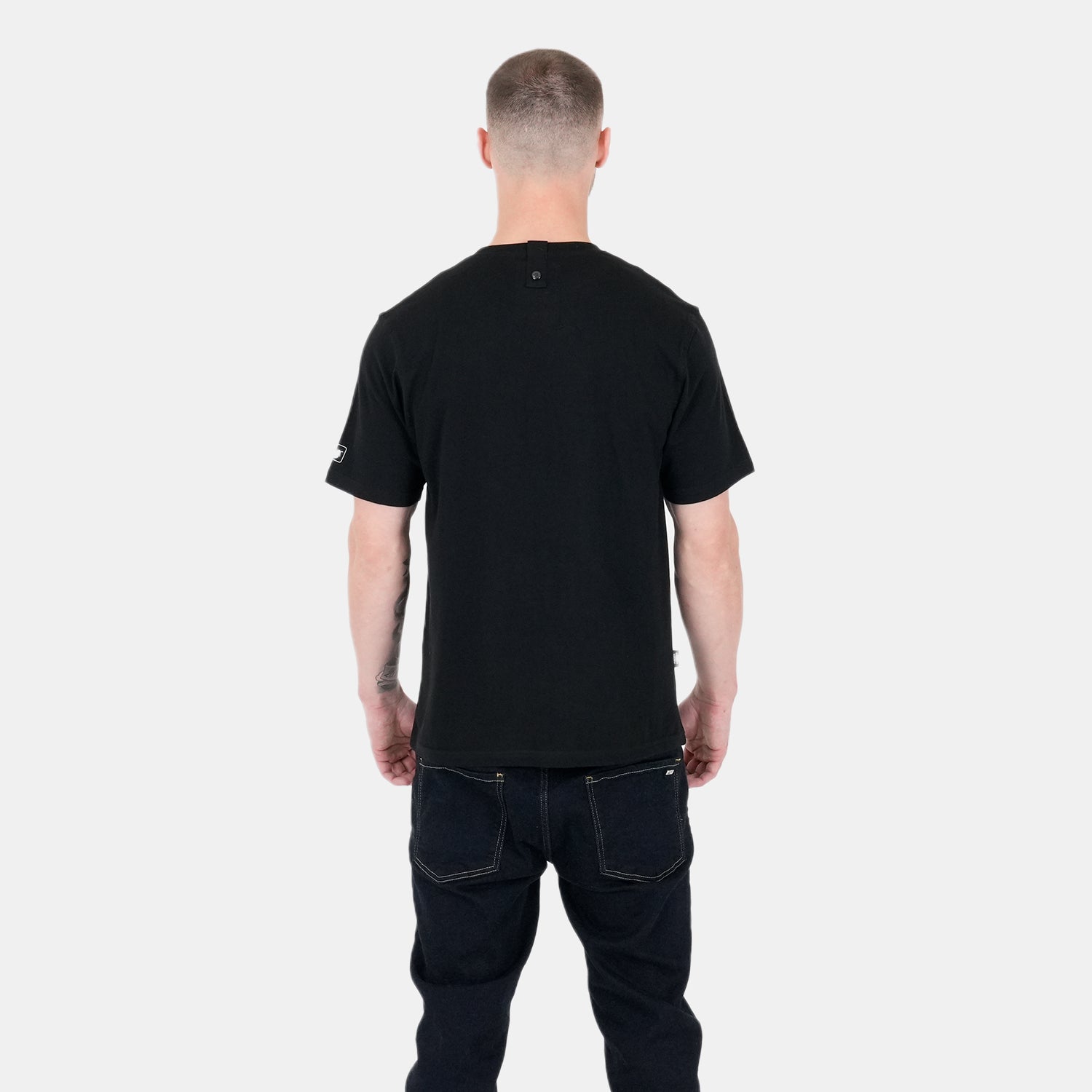 Pearl T-Shirt Black - Peaceful Hooligan