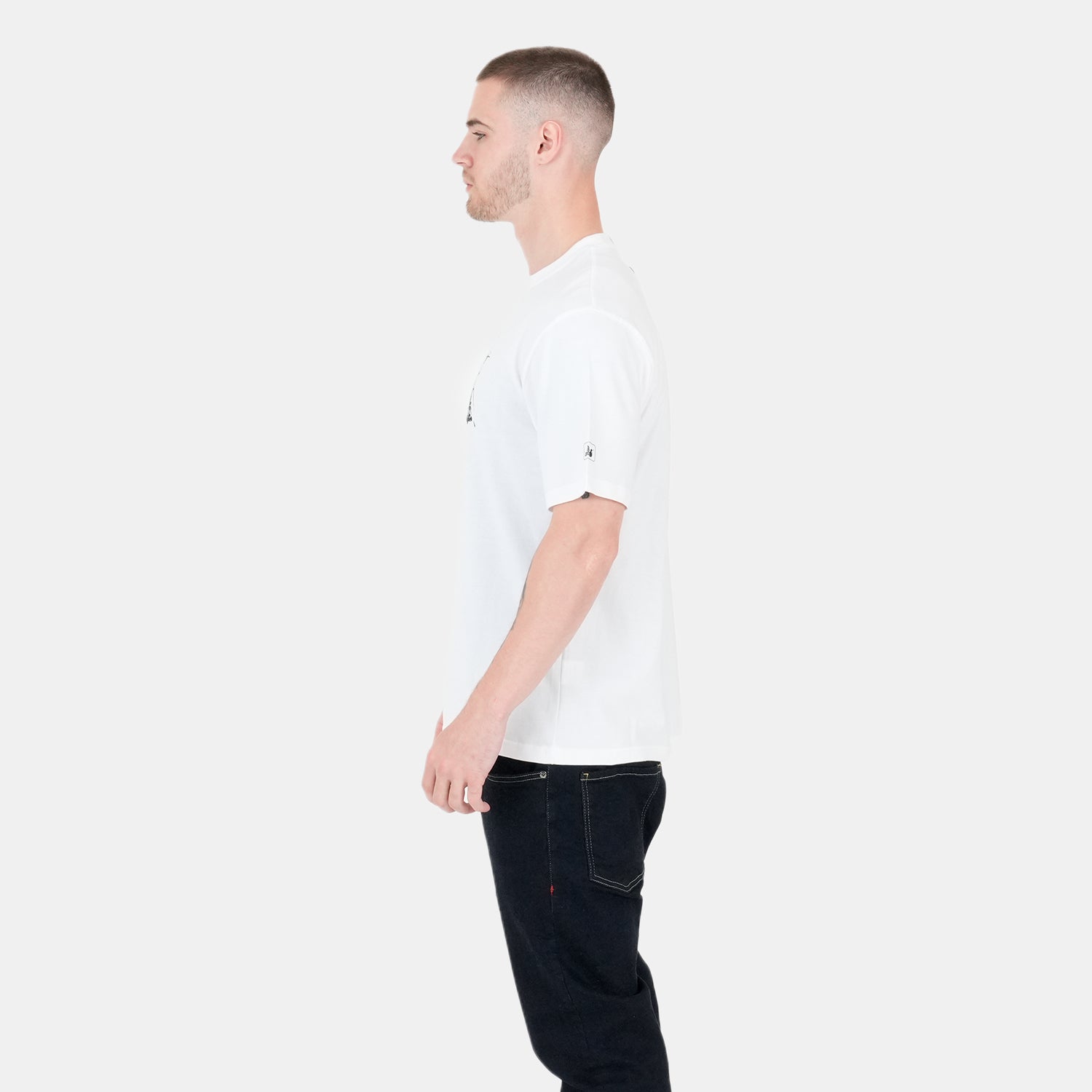 Pearl T-Shirt White - Peaceful Hooligan