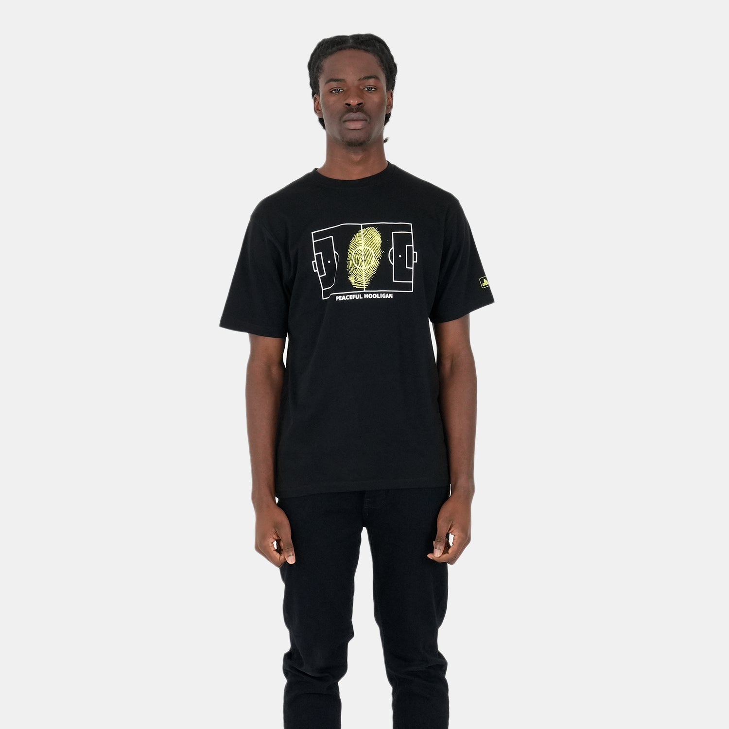 Pitch T-Shirt Black - Peaceful Hooligan
