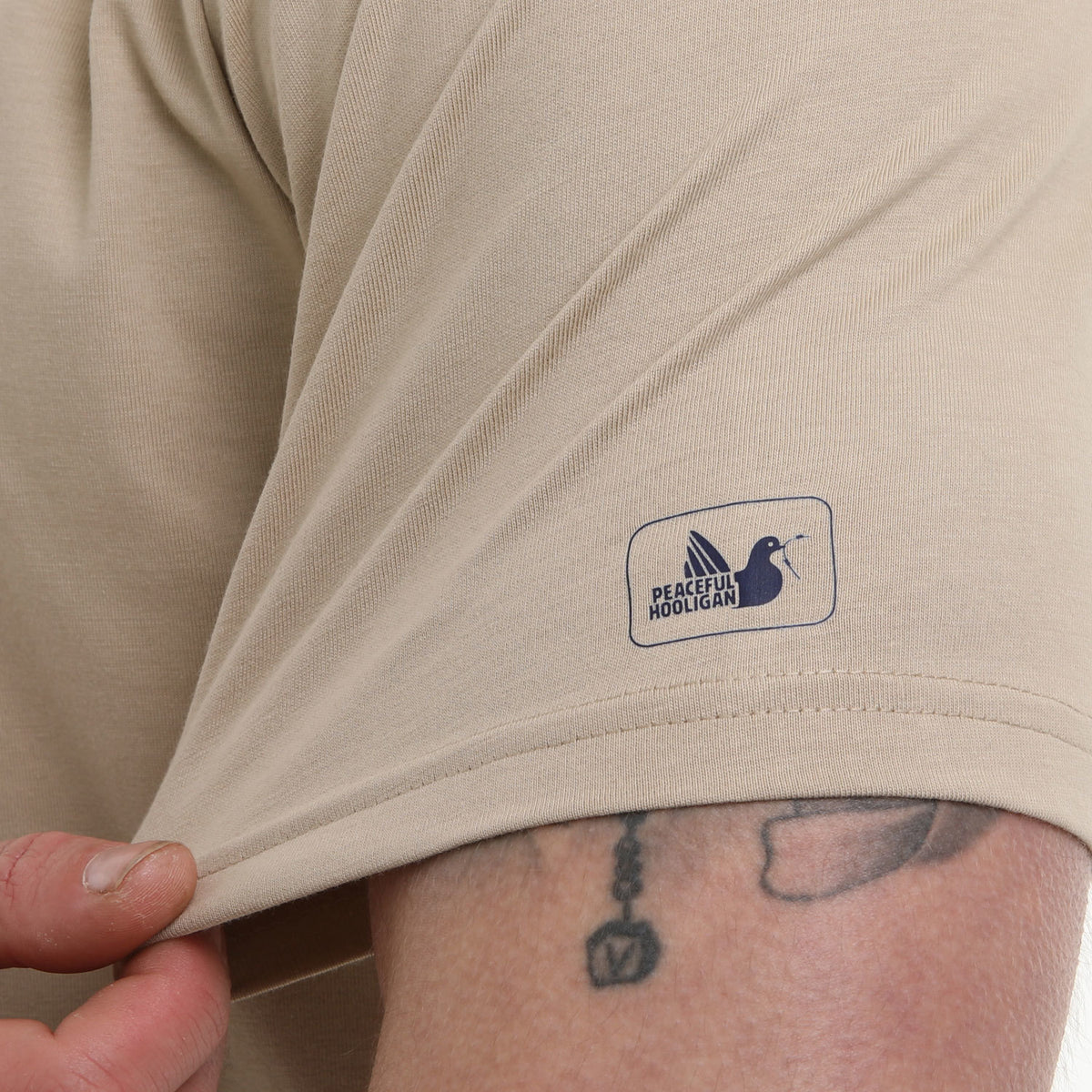 OutlineTshirt_Stone_4