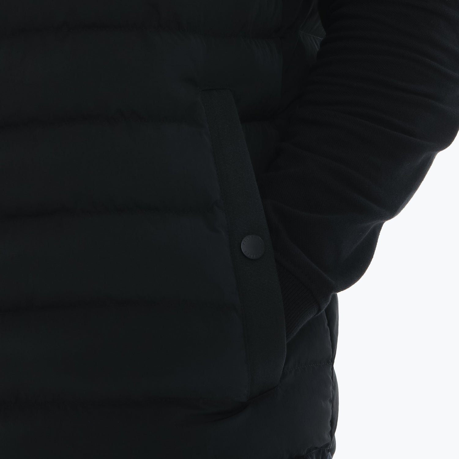Assault Gilet Black