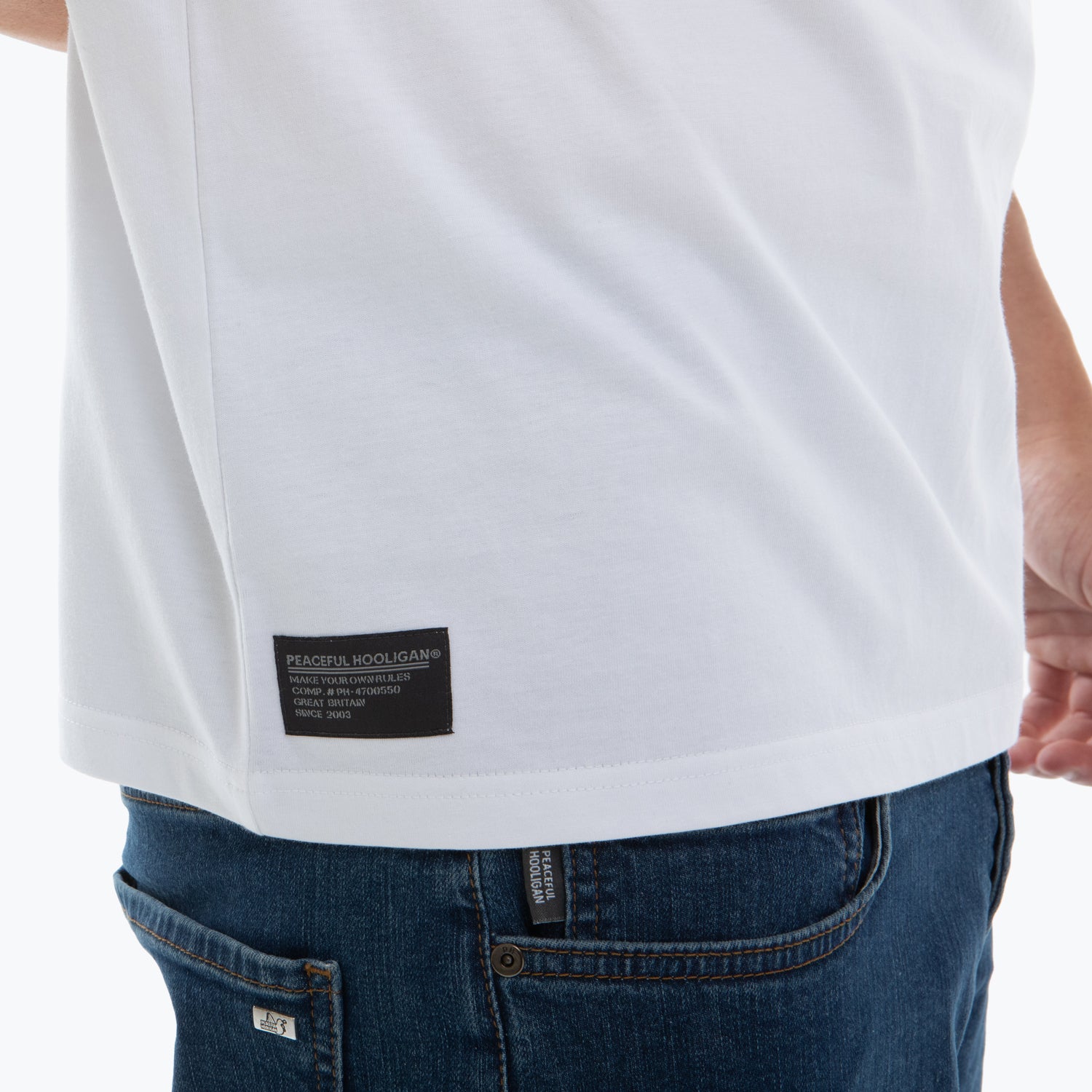 Club T-Shirt White - Peaceful Hooligan