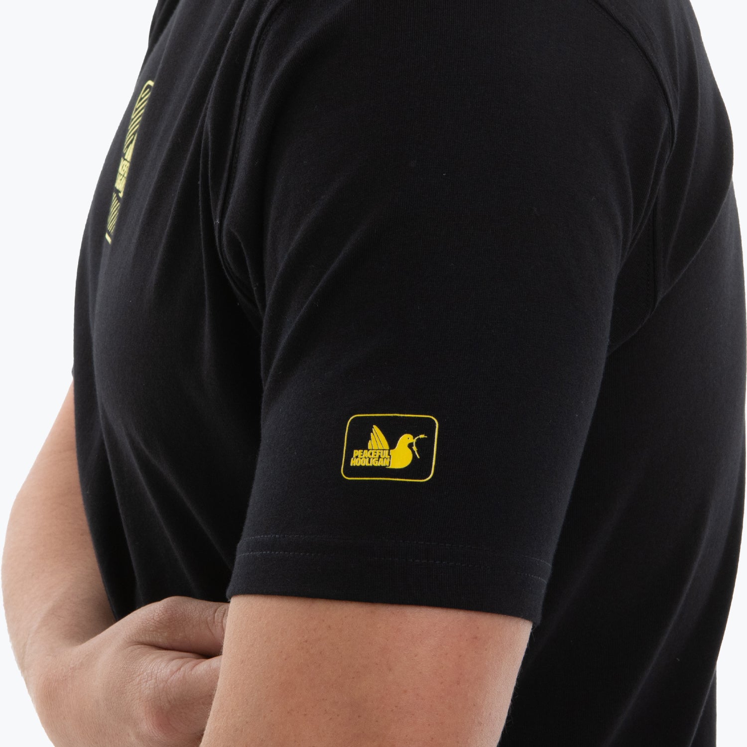 Lines T-Shirt Black - Peaceful Hooligan