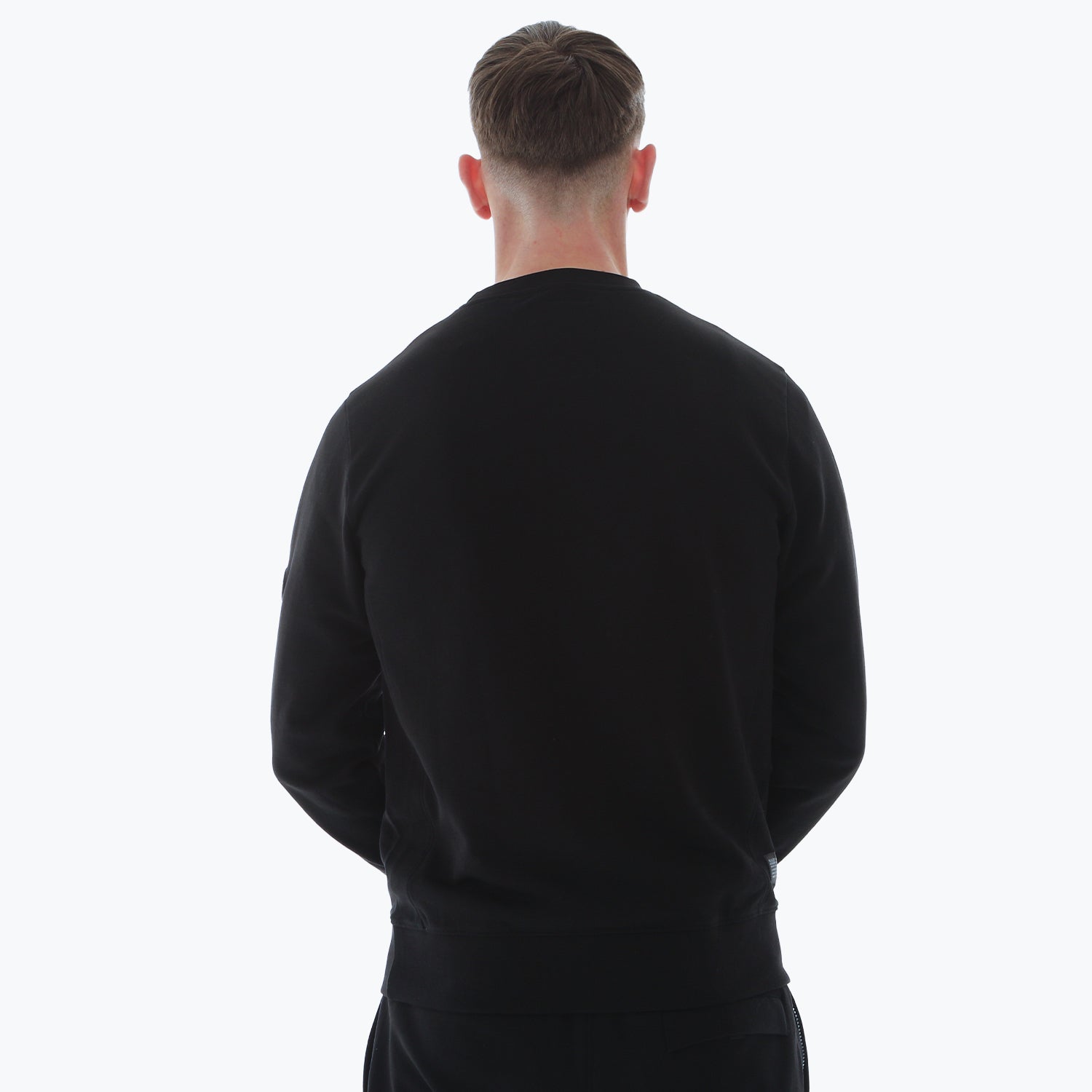 PHAW26_Athletic_Sweatshirt_Black_4