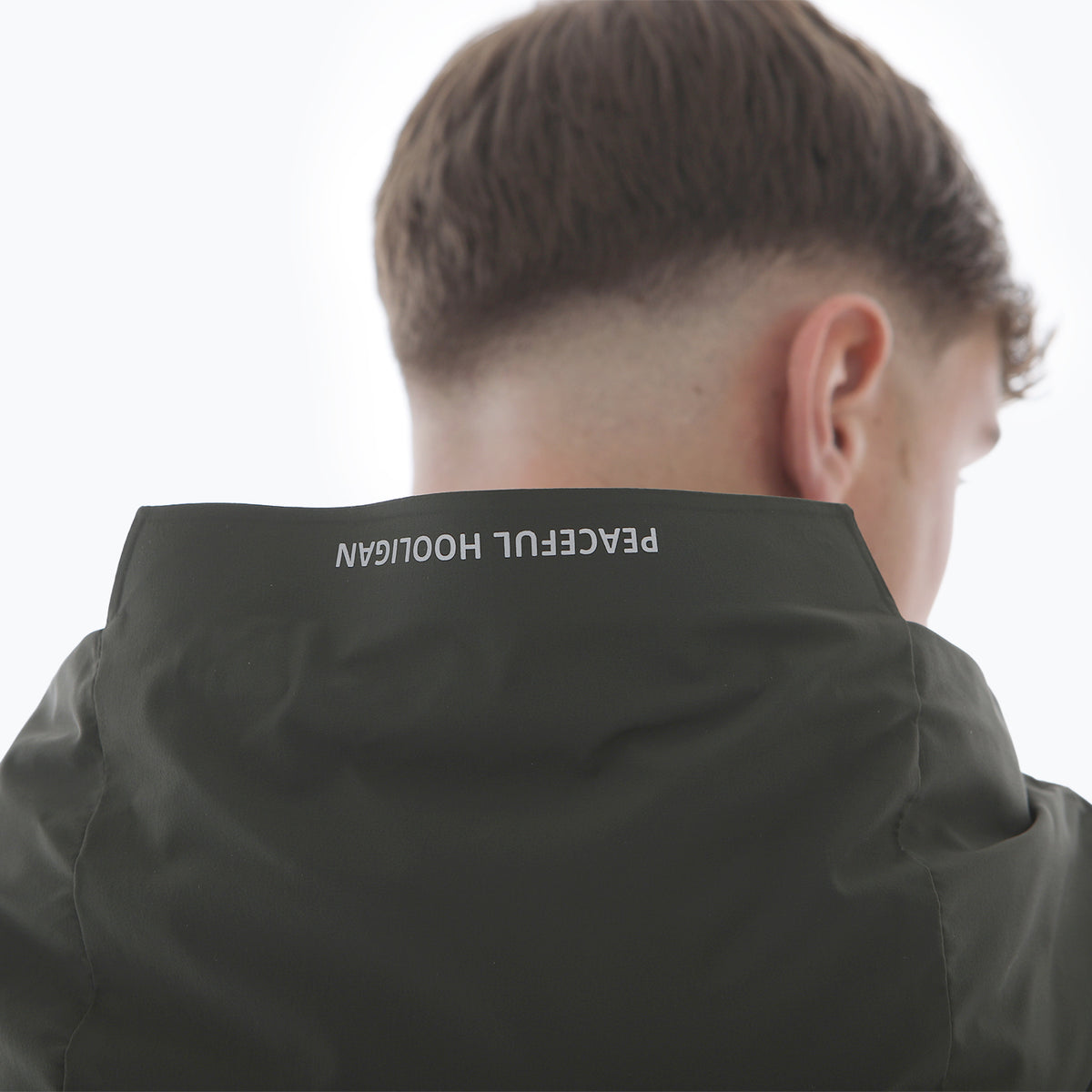 PHAW26_Stadium_Jacket_Black_5b
