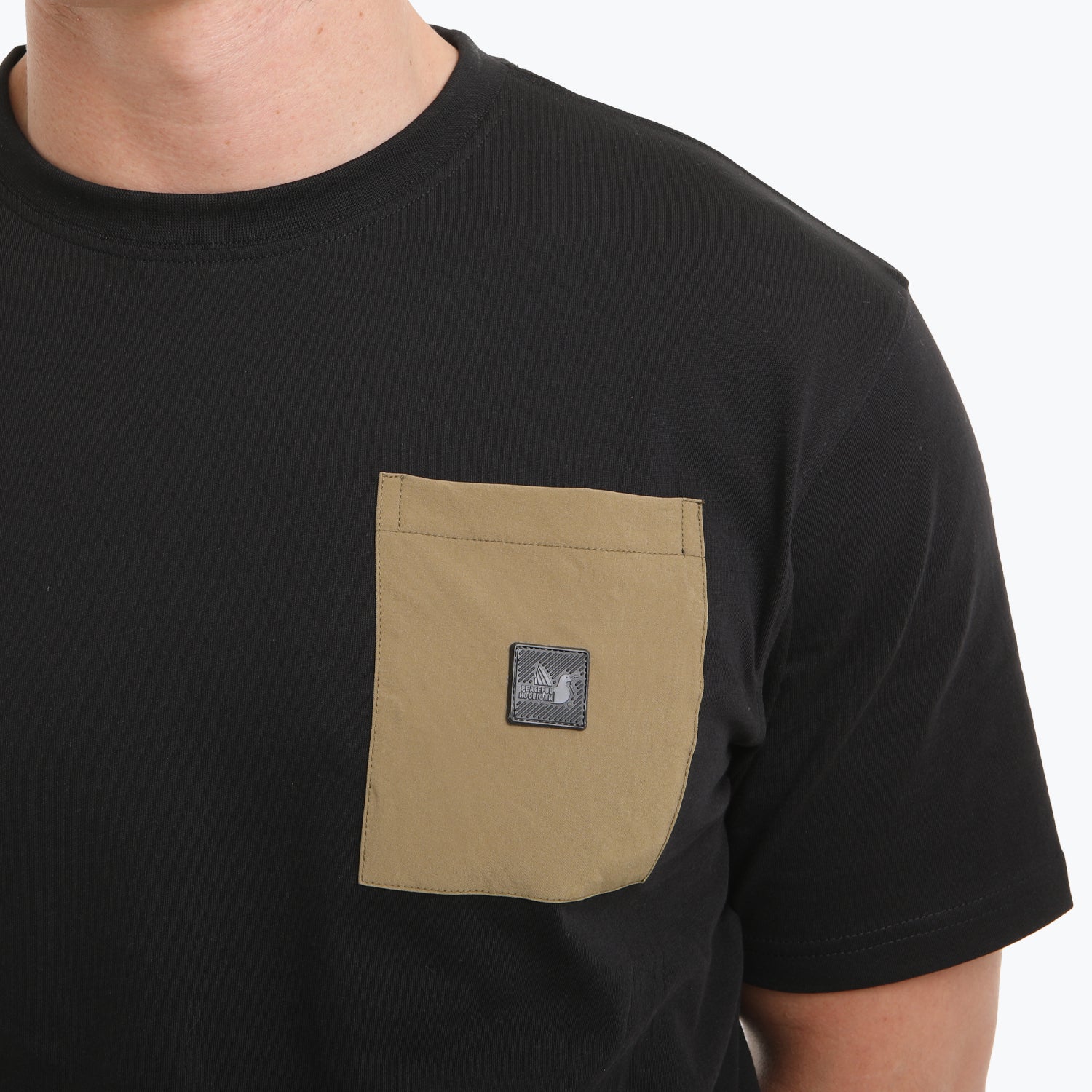 Flint T-Shirt Black / Mushroom