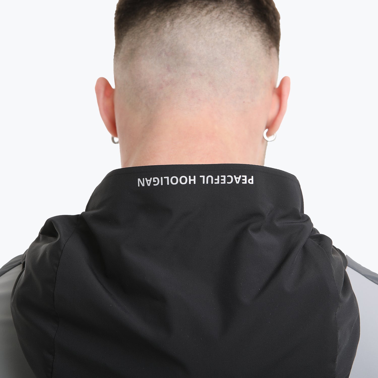 Stadium Windbreaker Black