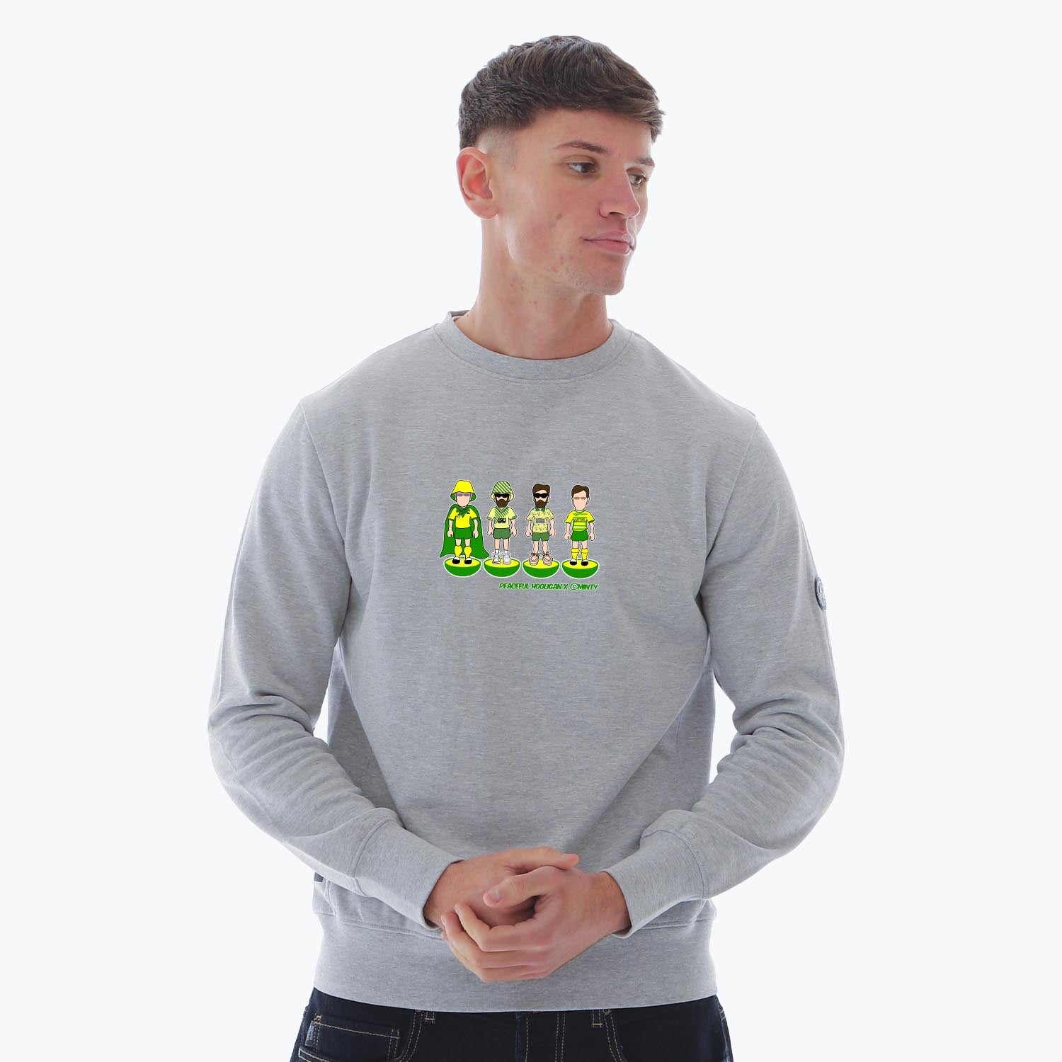 PODSUBBUTEONORWCITATHLSWTMRLGREYBUND_Marl_Grey_Norwich_Subbuteo_1