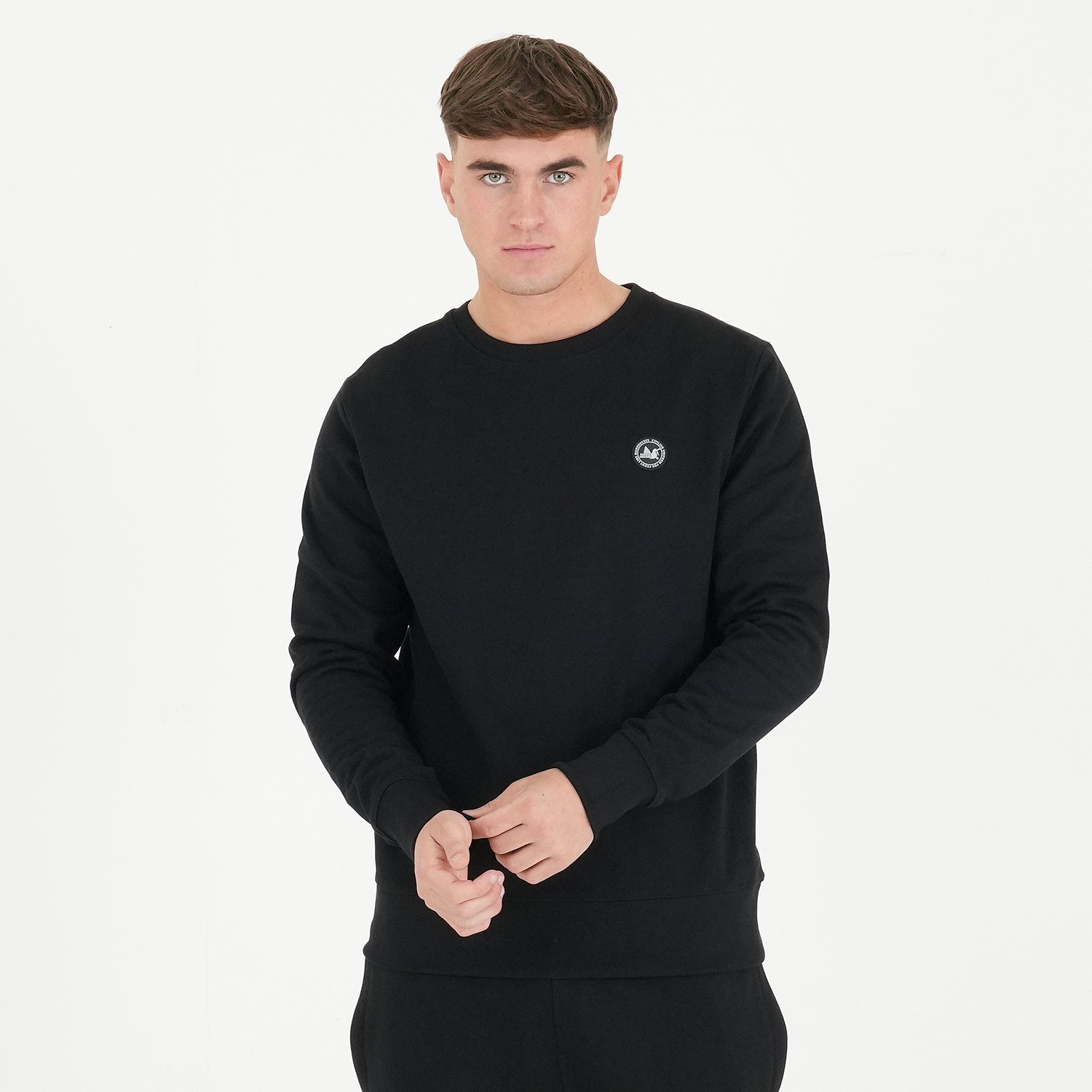 Crew Sweatshirt Black - Peaceful Hooligan