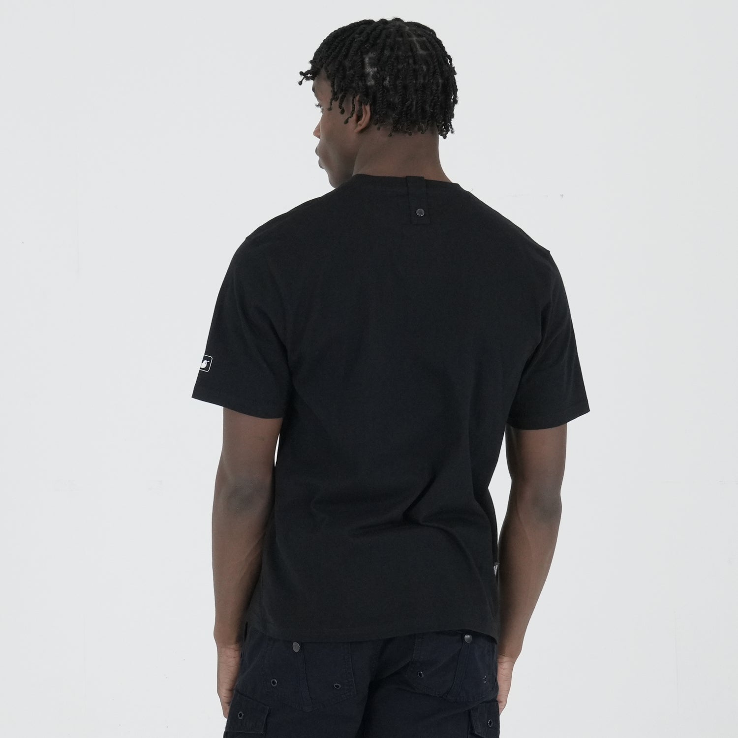 Hall T-Shirt Black - Peaceful Hooligan