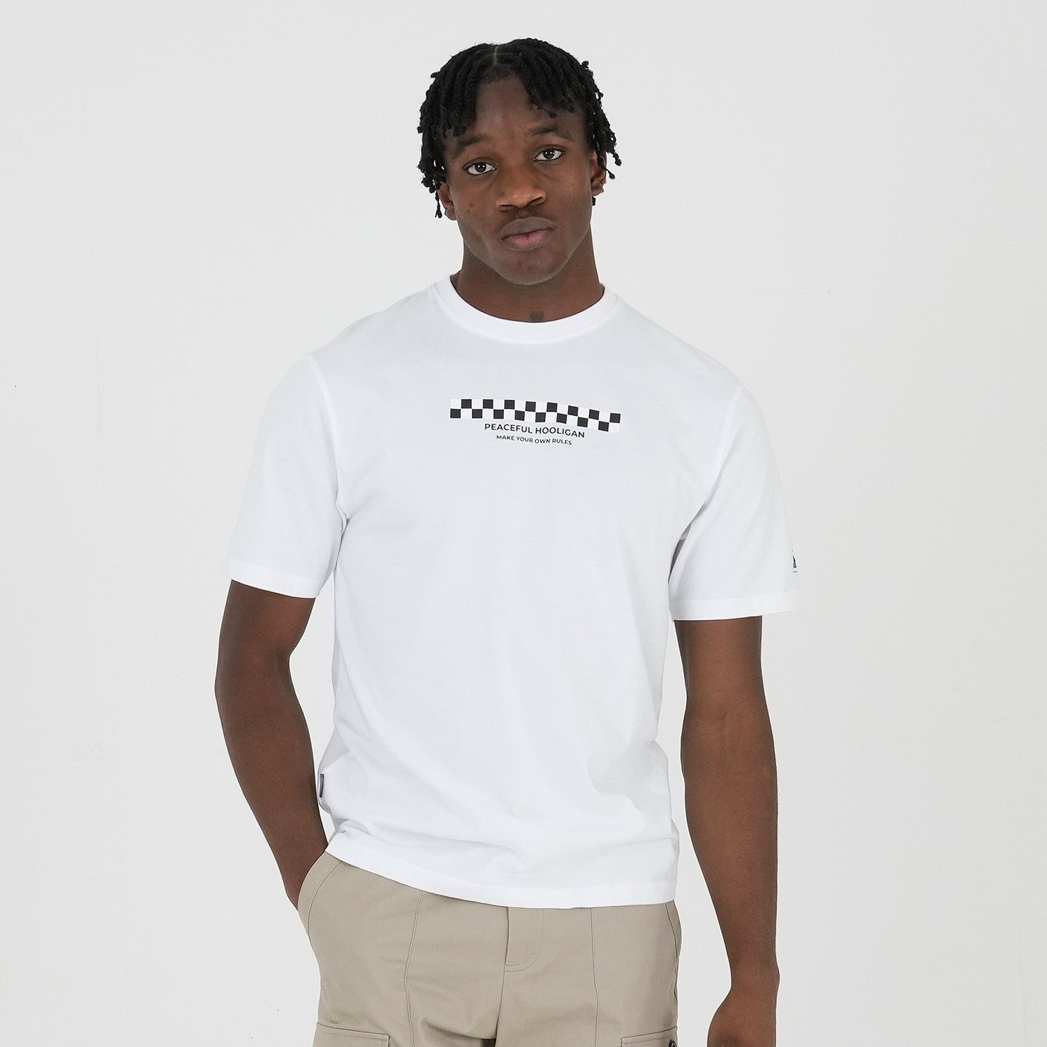 Hall T-Shirt White - Peaceful Hooligan