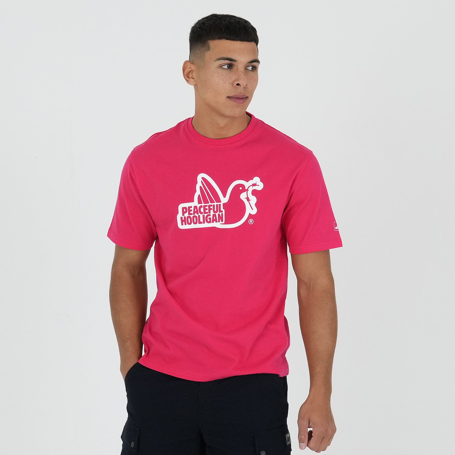 Outline T-Shirt Virtual Pink - Peaceful Hooligan
