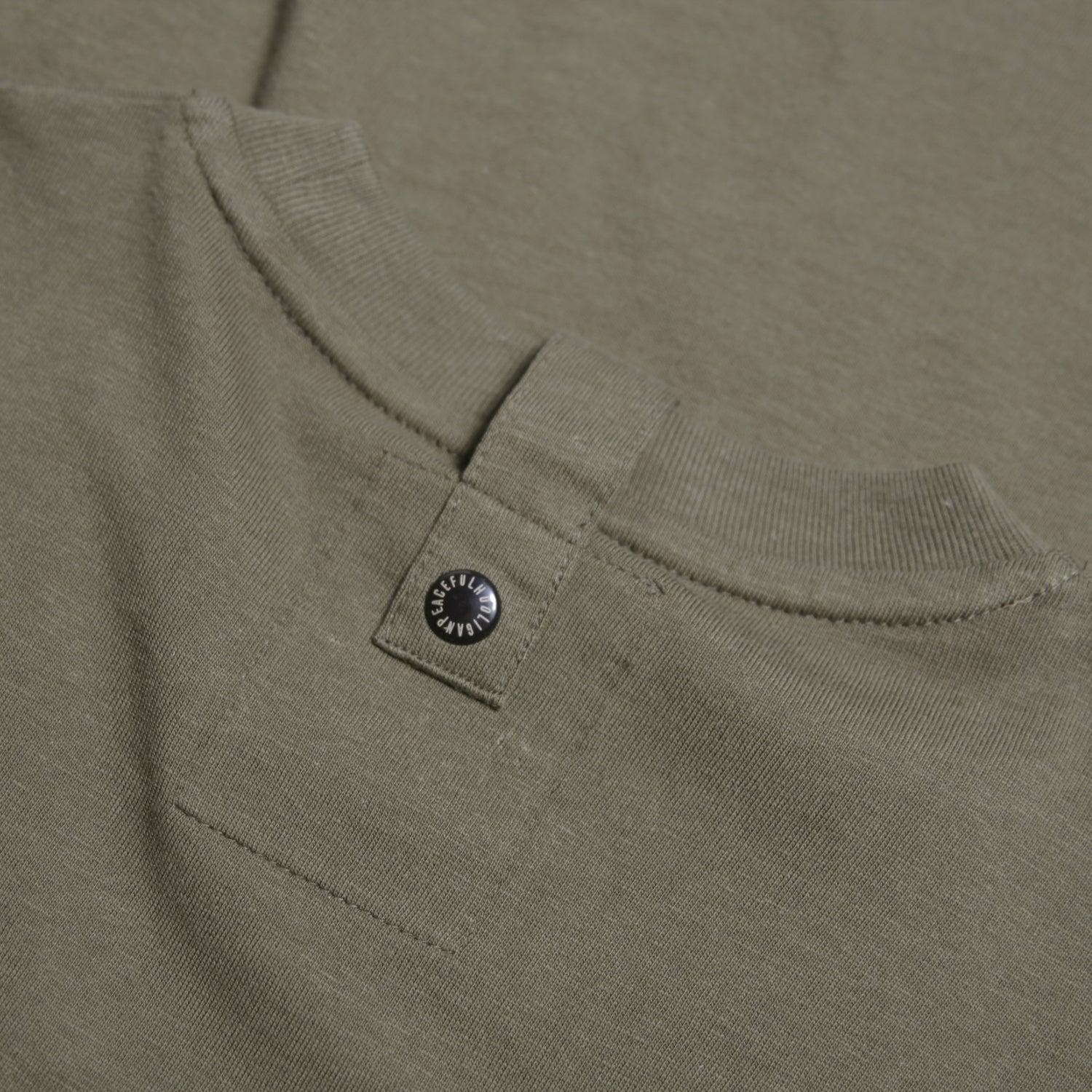 Outline T-Shirt Olive - Peaceful Hooligan