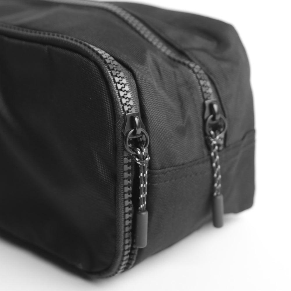 Stubbs Wash Bag Black - Peaceful Hooligan