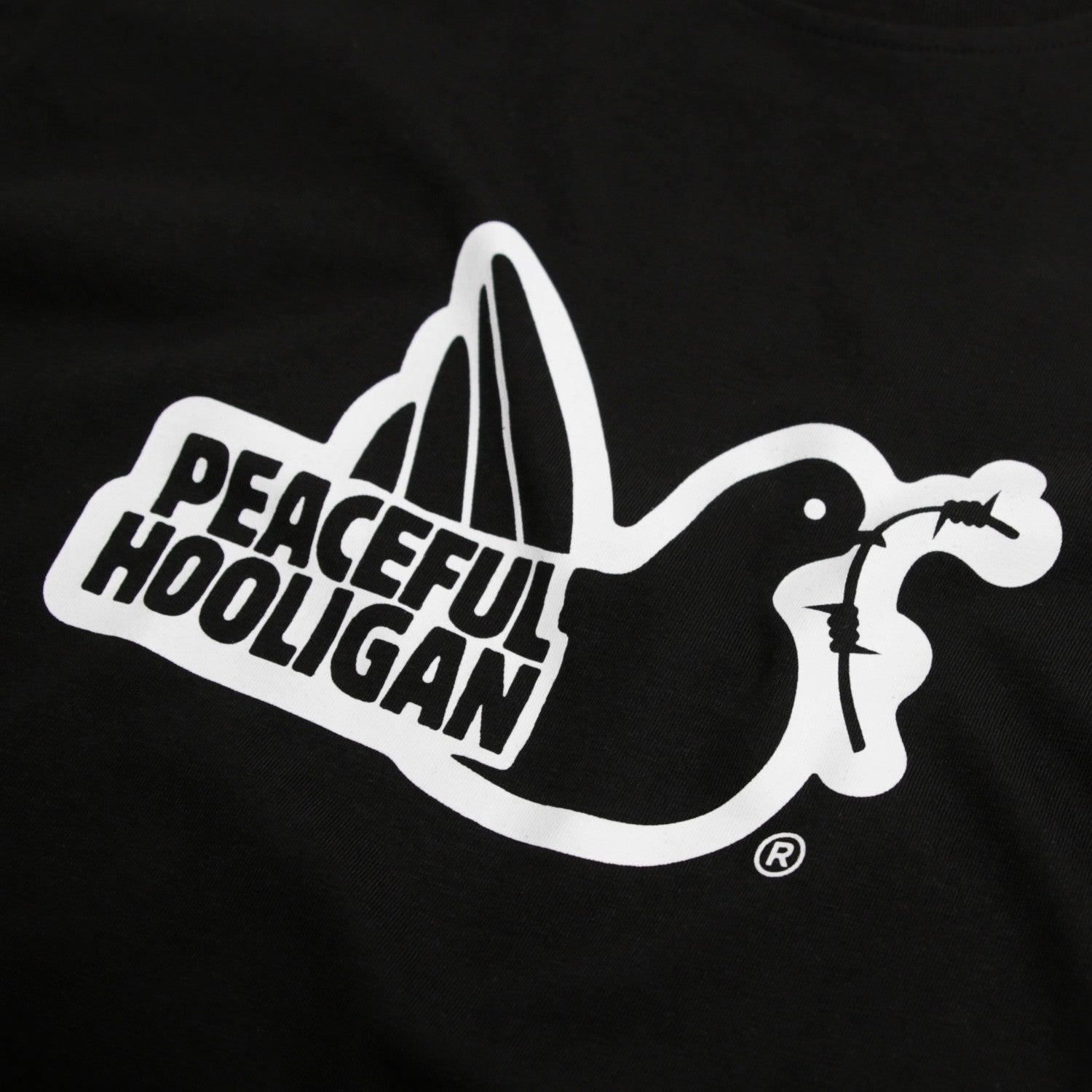 Outline T-Shirt Black - Peaceful Hooligan