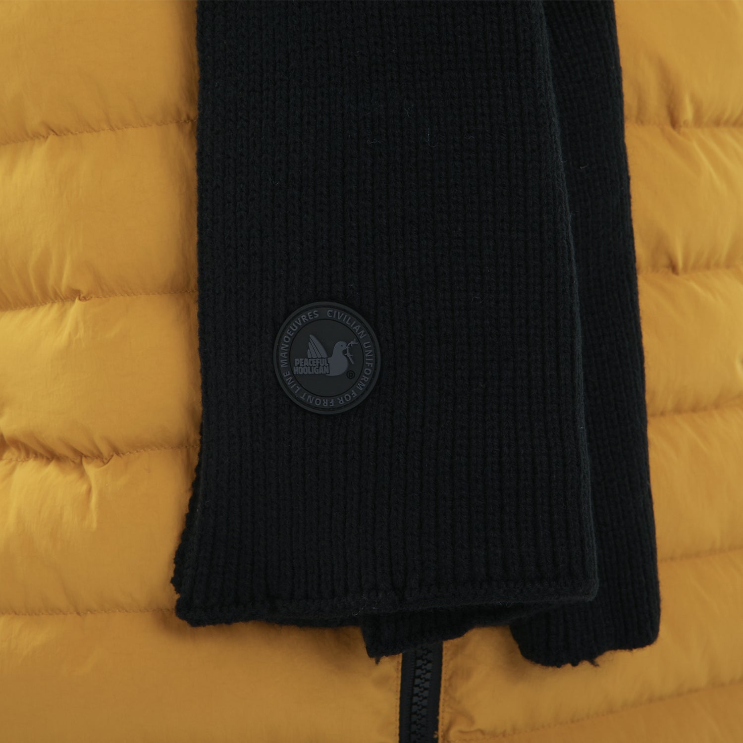 Ribbed Scarf Black - Peaceful Hooligan 