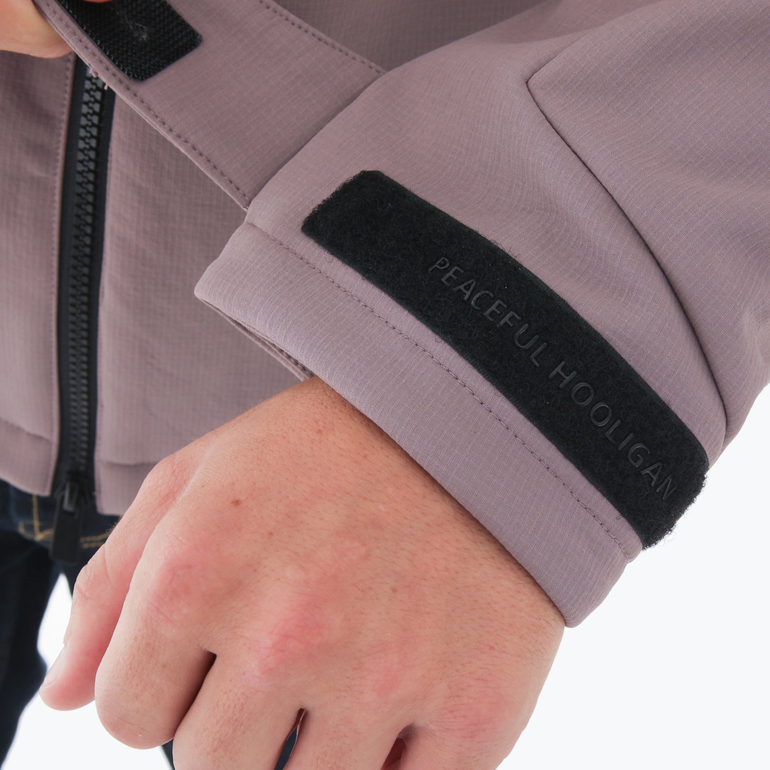 Foster Softshell Mauve - Peaceful Hooligan 