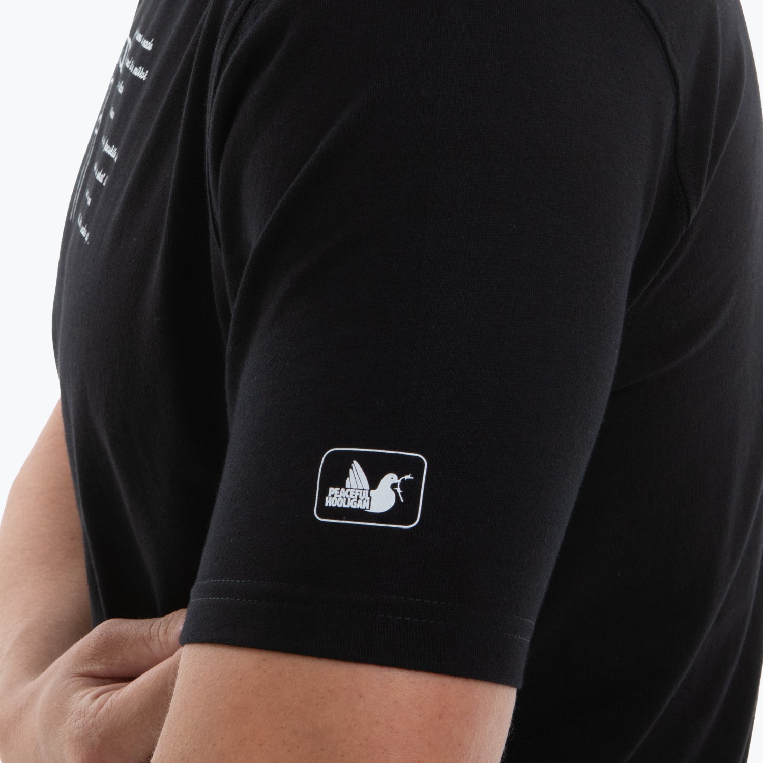 Liam T-Shirt Black - Peaceful Hooligan 