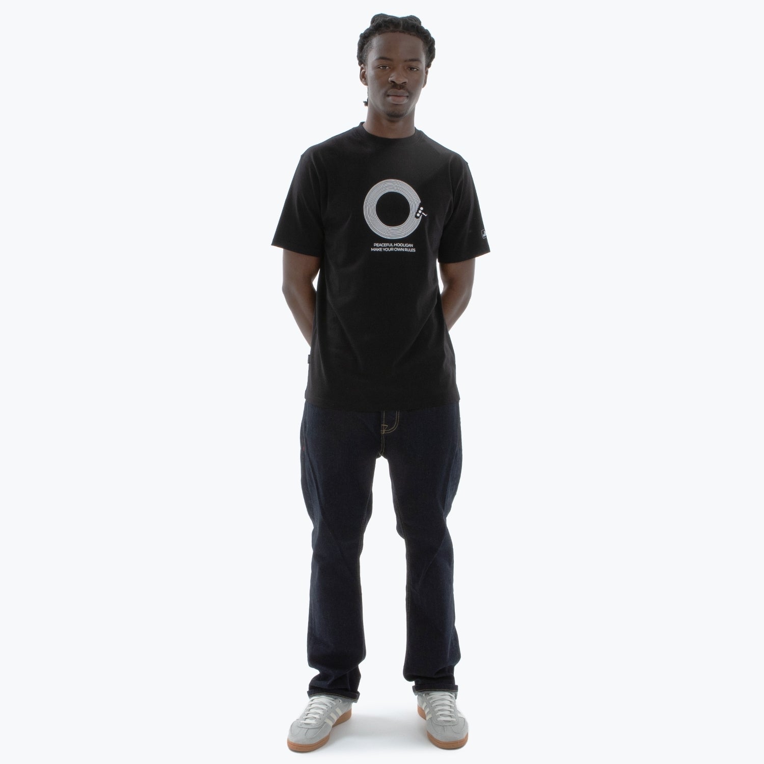 Record T-Shirt Black - Peaceful Hooligan 