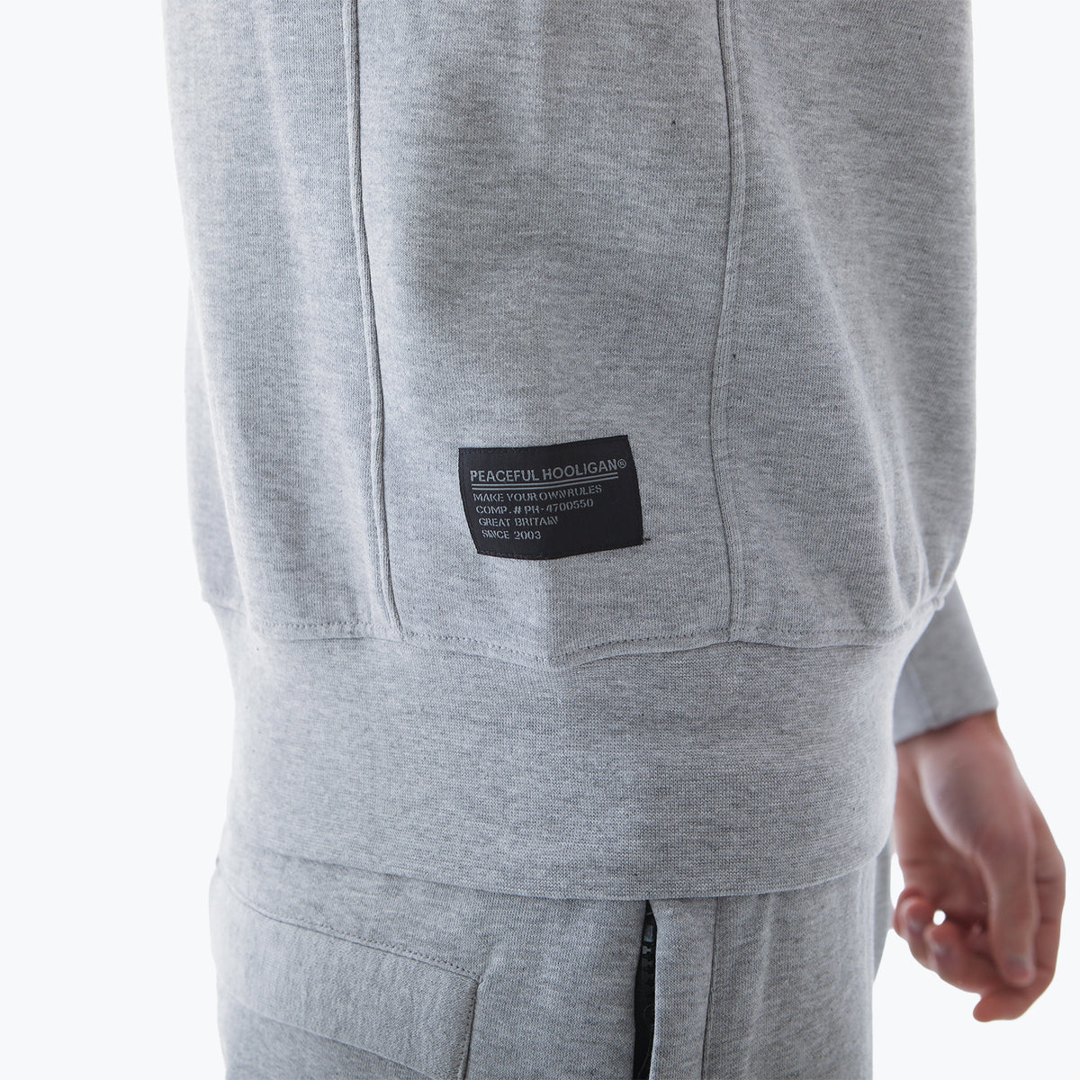 PHAW26_Athletic_Sweatshirt_MarlGrey_5