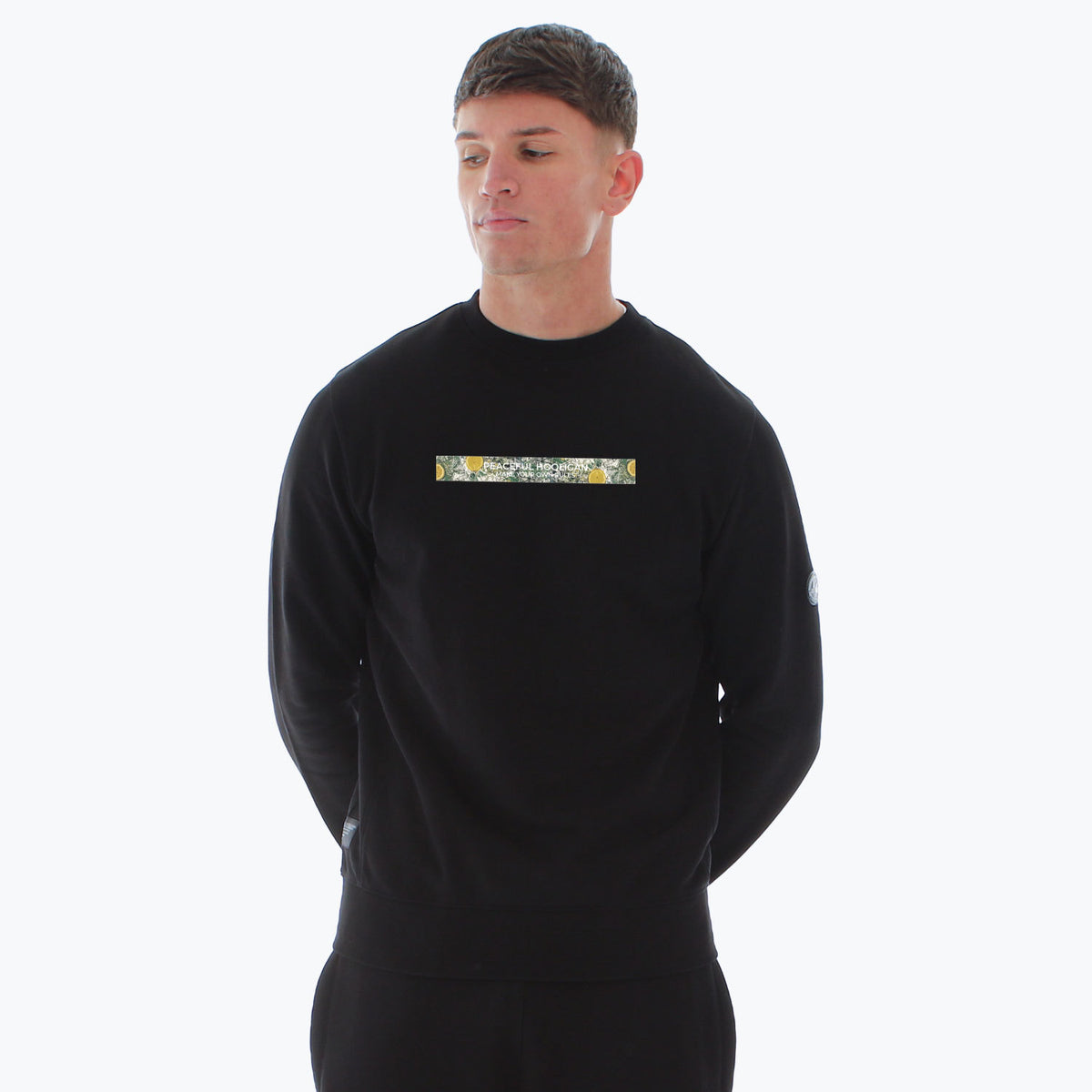 Roses-Sweat-black-1